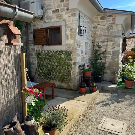 Casa Borgo 3*