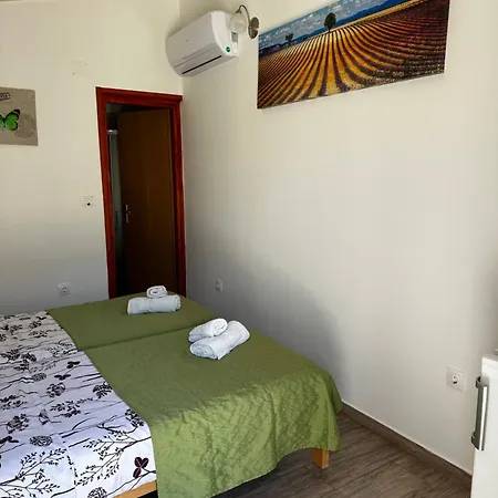 Casa Borgo בית הארחה באלה